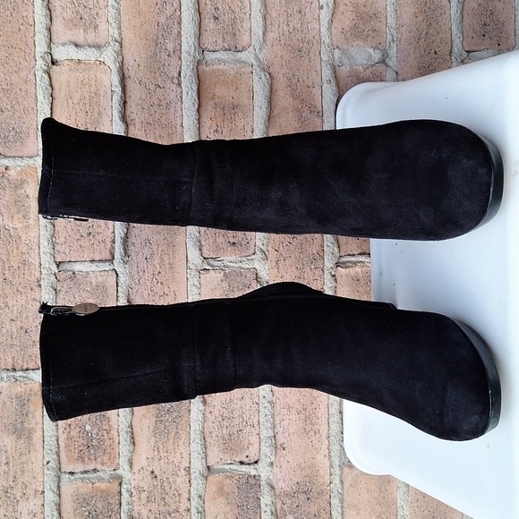 Geox Respira Genuine Suede Booties - Picture 3 of 12